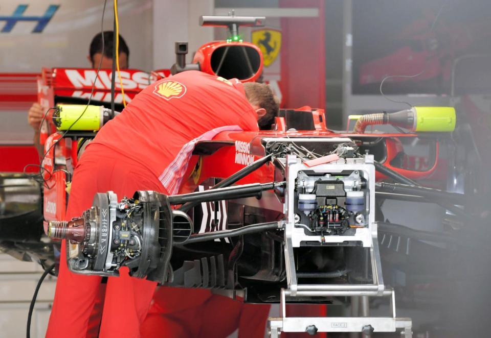 準備に余念のないフェラーリ＝鈴鹿サーキット（撮影・神子素慎一）