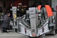 アウディのピット＝鈴鹿サーキット（撮影・神子素慎一）