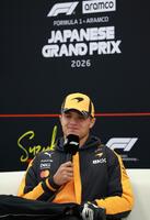 会見に応じるマクラーレン・メルセデスのランド・ノリス＝鈴鹿サーキット（撮影・神子素慎一）