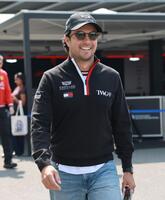 チームスイートに向かうキャデラック・フェラーリのセルジオ・ペレス＝鈴鹿サーキット（撮影・神子素慎一）