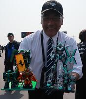 日本ＧＰを楽しむファン＝鈴鹿サーキット（撮影・神子素慎一）