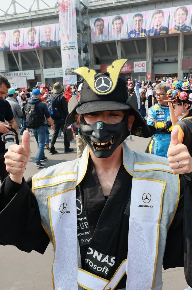 Ｆ１日本ＧＰを楽しむファン＝鈴鹿サーキット（撮影・神子素慎一）