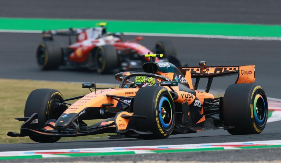 好走するマクラーレン・メルセデスのランド・ノリス（１）＝鈴鹿サーキット（撮影・神子素慎一）