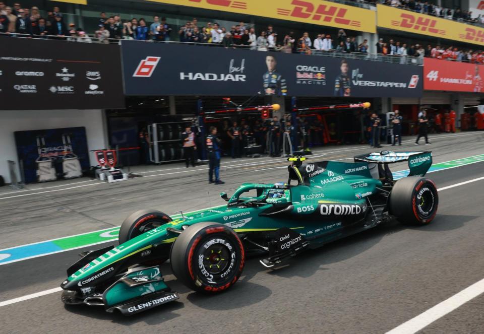 レコノサンスラップにでるアストンマーティン・ホンダのフェルナンド・アロンソ（撮影・神子素慎一）