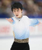 男子ＳＰで演技する羽生結弦＝長野市ビッグハット