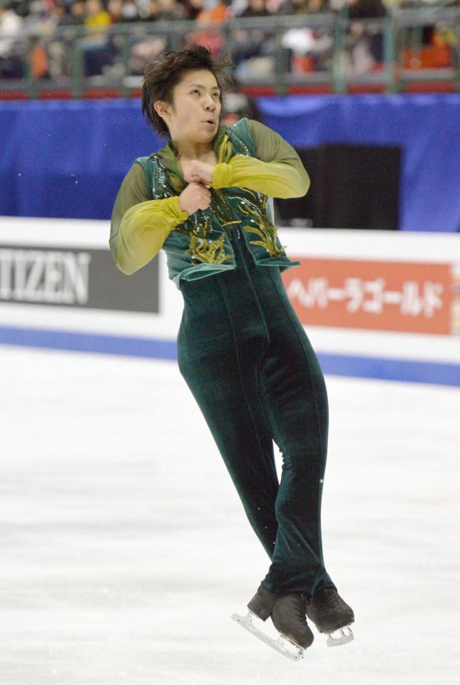 男子フリーでジャンプする宇野昌磨＝台北（共同）