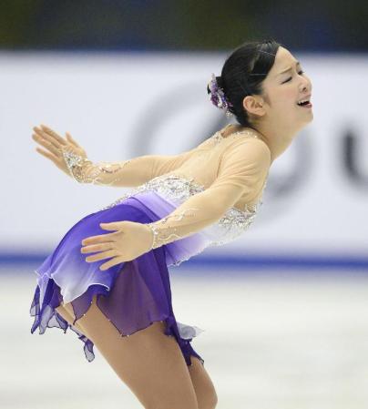 　女子ＳＰで演技する今井遥＝北京首都体育館（共同）