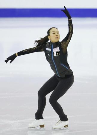 　最終調整する浅田真央＝（共同）