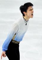 男子ＳＰの演技を終え、ほえる羽生結弦