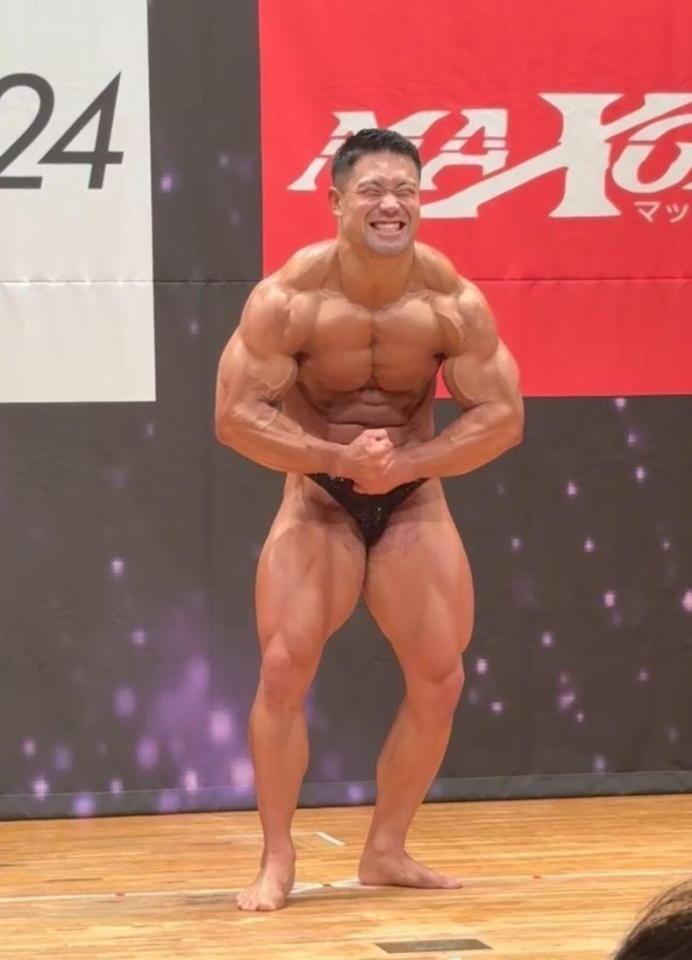 　ＪＢＢＦ兵庫の大会にゲストポーズで登場し、圧巻のバルクで魅せた寺山選手