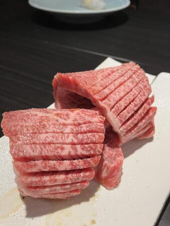 　山形牛の赤身ステーキ