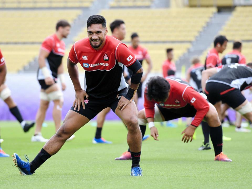 　笑顔で練習を行うラファエレ・ティモシー（撮影・棚橋慶太）