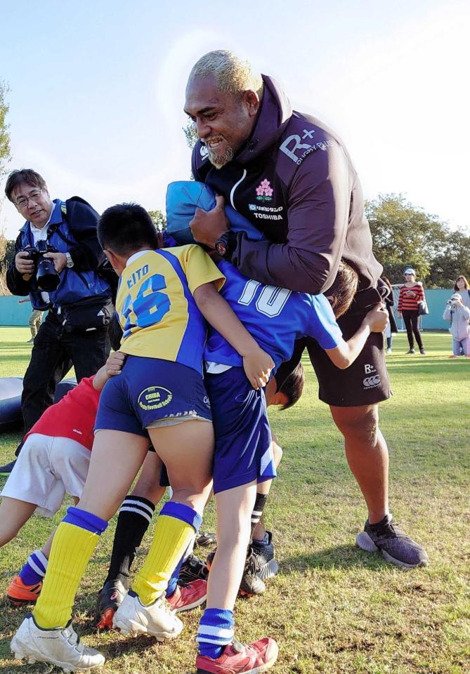 中島イシレリが世界救う？病気の子どもにＴシャツのお金使いたい 小学生とイヤボイ/ラグビーＷ杯/スポーツ/デイリースポーツ online