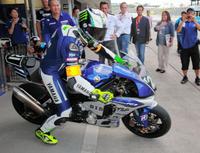 トップ１０トライアルに臨むＹＡＭＡＨＡ・ＦＡＣＴＯＲＹ・ＲＡＣＩＮＧのポル・エスパルガロ＝鈴鹿サーキット（撮影・神子素慎一）