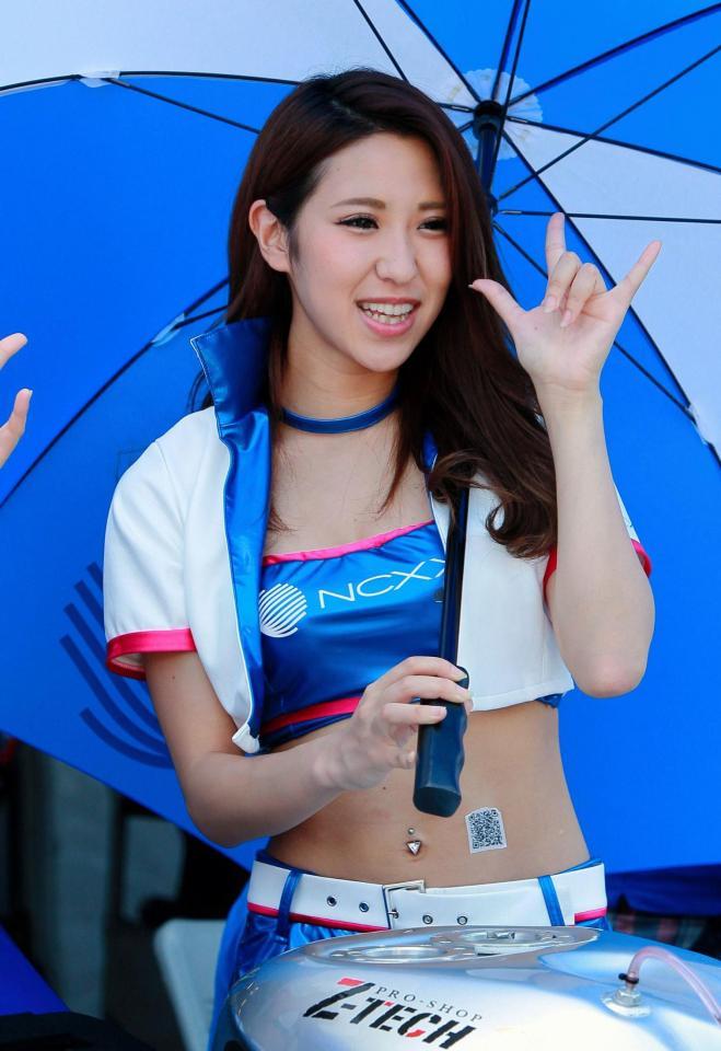 ＷＩＮＮＥＲ　Ｚ-ＴＥＣＨ＆ＮＣＸＸ　Ｇｒｏｕｏレースクイーン＝鈴鹿サーキット（撮影・神子素慎一）