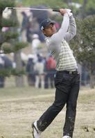 東建男子ゴルフ、宮里優が逆転Ｖ