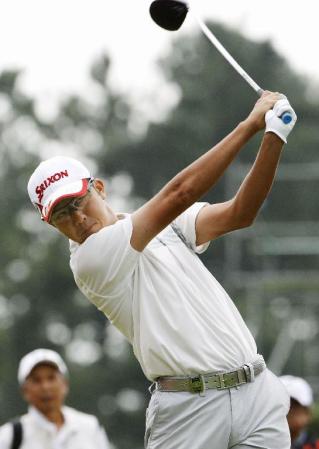 　通算５アンダーの星野英正