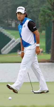 　６番でバーディーパットを外した松山英樹（共同）