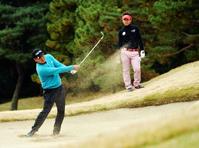 小田孔明６４！初賞金王へ単独首位発進