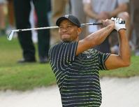 松山６位発進、復帰ウッズは７７