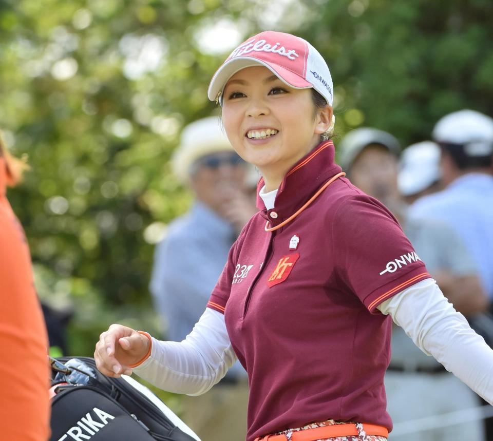 菊地絵理香、難コースで67!首位浮上/ゴルフ/デイリースポーツ online