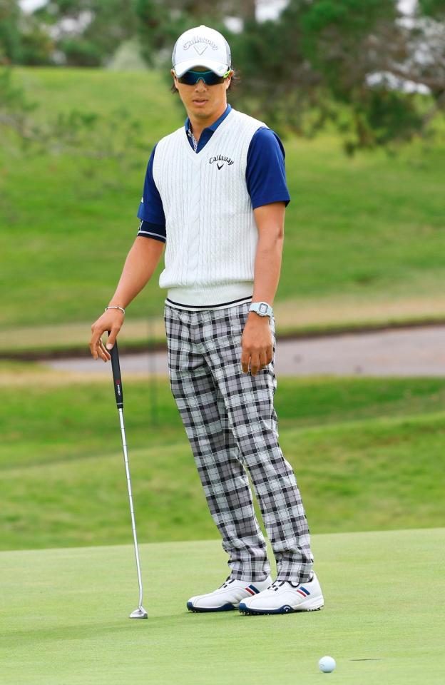 　１６番でイーグルパットを外した石川遼（共同）