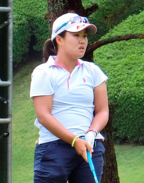 １７歳・畑岡奈紗プロ転向表明 １年間の国内ツアー出場資格行使へ