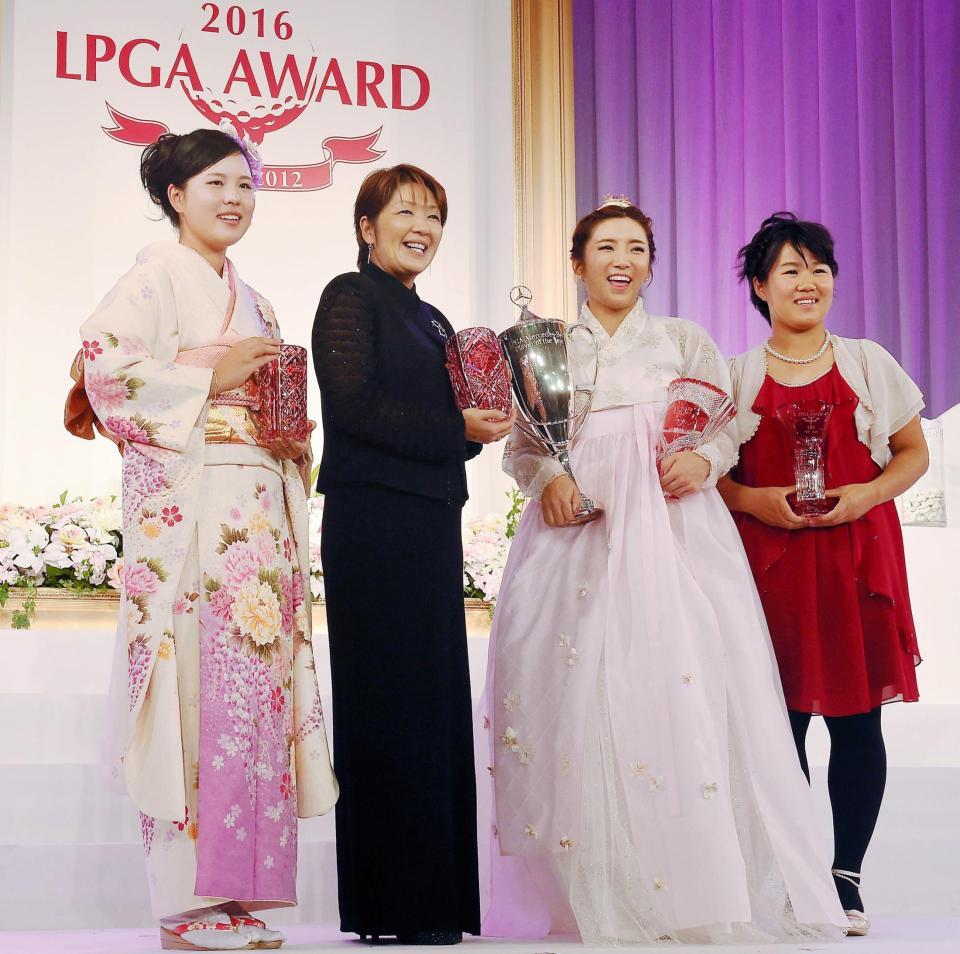 福嶋浩子がベストコメント賞「まさか、まさかの1年だった ...