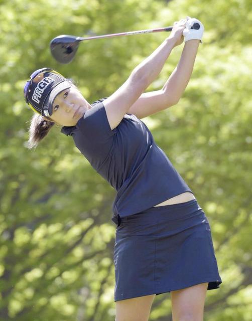 藤本、首位と１打差　ツアー２勝目へ好位置「楽しんで攻める」