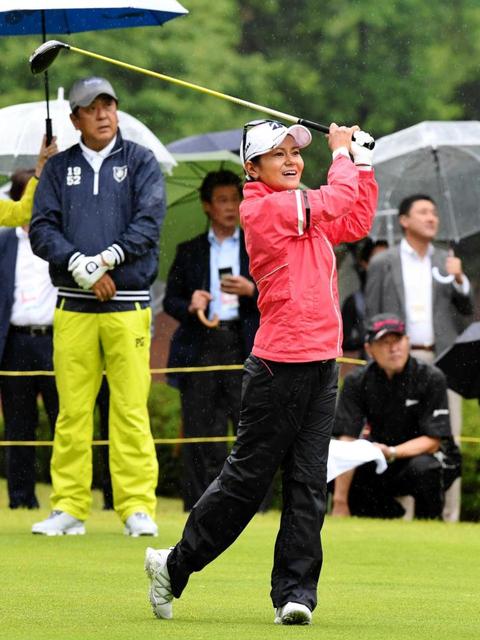 藍とラウンド 指揮者 佐渡裕氏も感激 ベートーベンに例えれば 英雄 ゴルフ デイリースポーツ Online