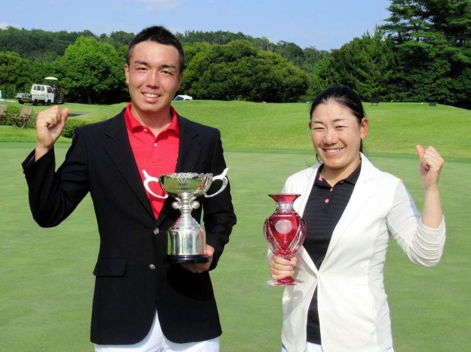 第２回広電オープンで優勝した小西健太（左）と松本奈穂子