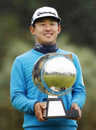 男子ゴルフ、ハンが初Ｖ石川２位 カシオ・オープン最終日