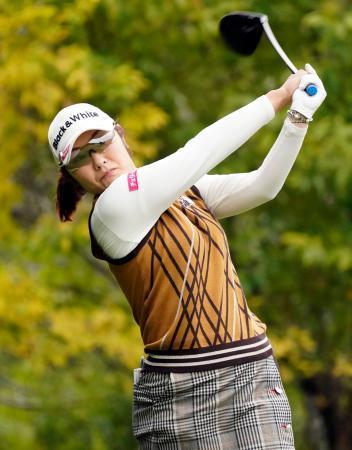 藤田さいきとペ・ソンウが首位ＴＯＴＯ女子ゴルフ第１日