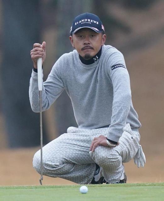 岩田寛、５年ぶり３勝目に王手「今は不安です」　粘りのゴルフで首位浮上
