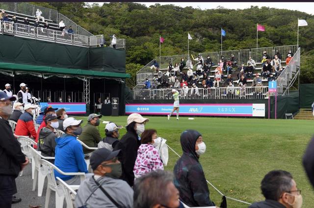 女子ゴルフ開幕　小林会長は観衆に感激　増員へ手応えも密懸念「揺れています」