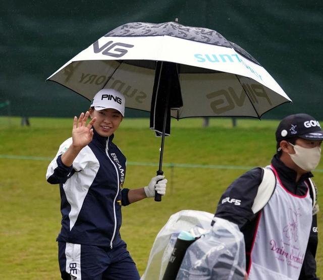 渋野日向子は13位 流れに乗れないままホールアウト/ゴルフ/デイリー