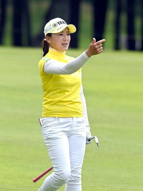 有村智恵が量産６バーディー 上田ｖに刺激 攻めのゴルフで今季初の首位発進 ゴルフ デイリースポーツ Online