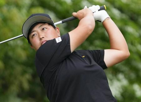 女子ゴルフ、工藤遥加が単独首位リゾートトラスト第２日