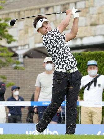 ２２歳清水ら暫定首位男子ゴルフ第１日