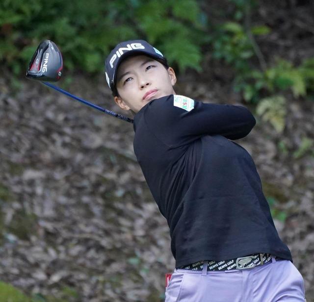 渋野日向子 前半34で通算4オーバー73位 後半でさらなる浮上狙う