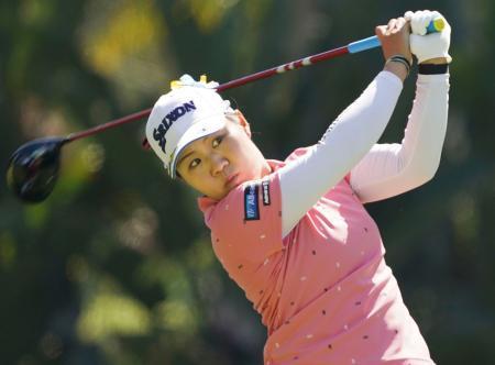 畑岡、68で6位に浮上米女子ゴルフ第3日