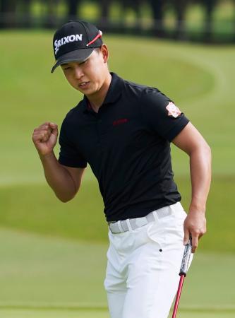 ゴルフ、桂川有人が首位キープＩＳＰＳハンダ第３日