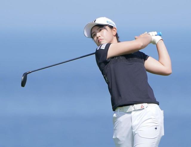 木下彩が63の大会コースレコードタイ　前日の高橋らに並ぶ「キャディーさんとびっくり」