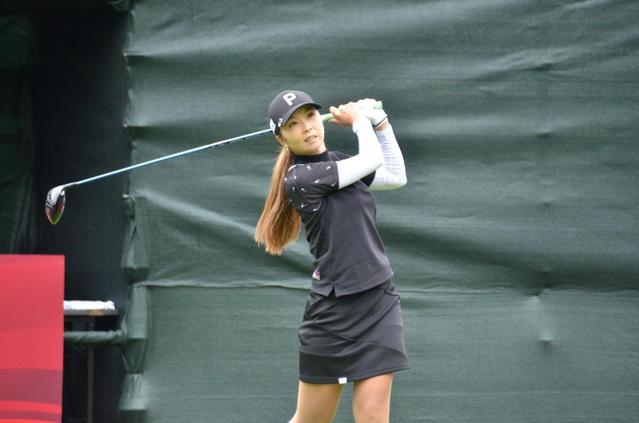 菊地絵理香が暫定首位でハーフターン、暫定２位に小祝さくらら３人　女子ゴルフ最終日