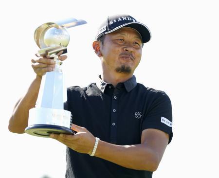 岩田、逃げ切って４勝目セガサミー・カップ最終日