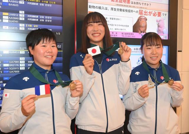 馬場咲希ら３選手が帰国　世界女子アマチーム選手権で３位　馬場「他国の選手と話すのも楽しくて」