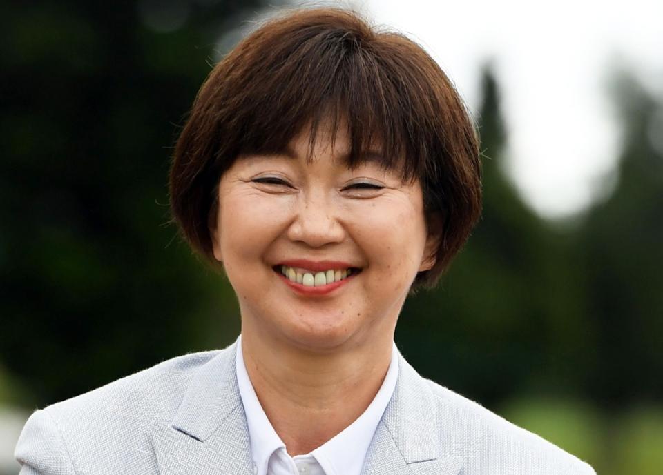 　小林浩美氏