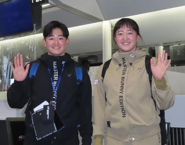 女子ゴルフ　岩井姉妹がタイへ出発　宮里藍さんの金言を胸に今季初戦に臨む