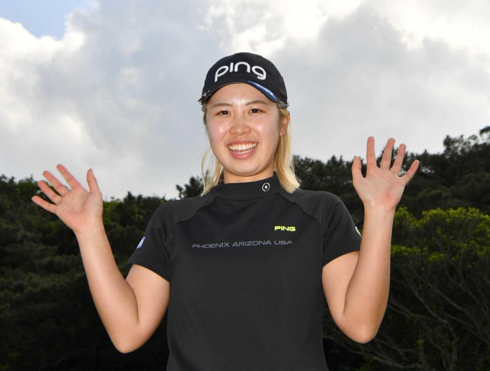 　２位の７アンダーでホールアウトし、最終日へ意気込んだ上野菜々子（撮影・中田匡峻）