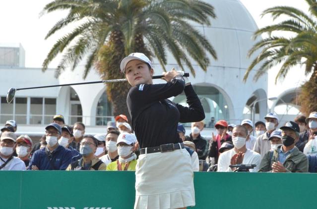 女子ゴルフ　今季初戦の川崎春花は１オーバー　暫定８０位で予選落ち濃厚